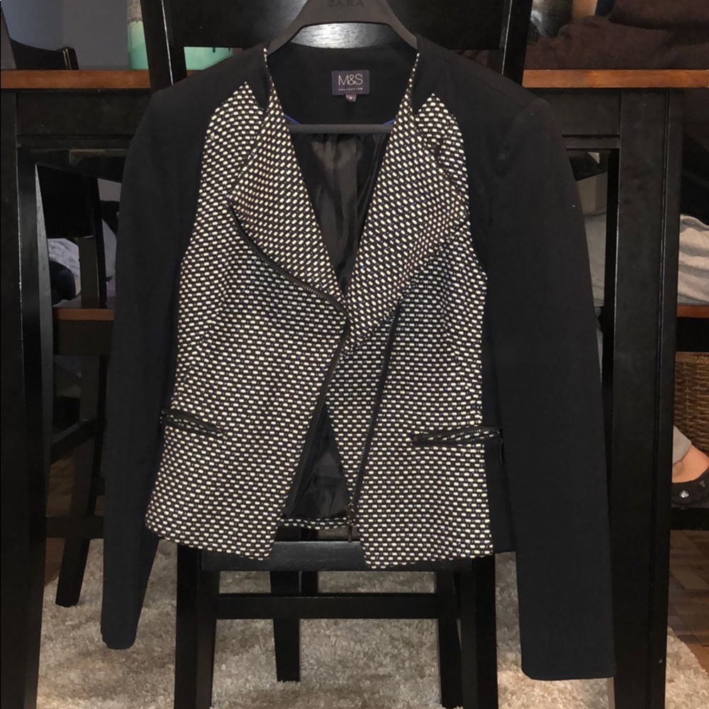 Tweed jacket with pockets